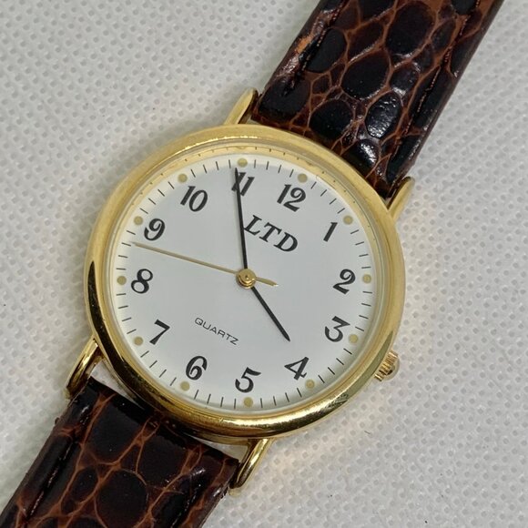 Vintage LTD men gold tone watch 33mm quartz analog brown leather running - Picture 2 of 8
